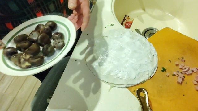 Роллы из лаваша и бутерброд из селёдки смотреть онлайн