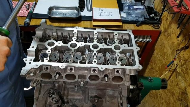 Установка ГБЦ HYUNDAI KIA G4FC смотреть онлайн