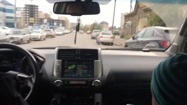 Салех поёт песню "Я буду твоей малышкой" смотреть онлайн
