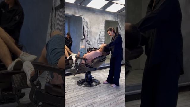 #массажлица и головы после стрижки в «Afanasiev man» от мастера Александры #мужскаястрижка #барбер смотреть онлайн