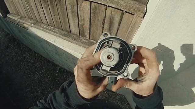 Vauxhall Zafira Thermostat replacement help (no rights to music) смотреть онлайн