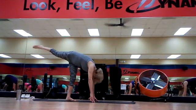 Ellen Goren's March 7, 2017 Pilates class смотреть онлайн