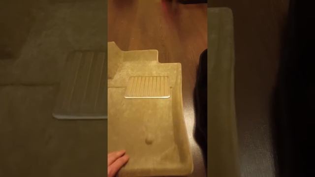 Сравнение ковриков Euromat 3d Lux и Euromat 3d Business смотреть онлайн