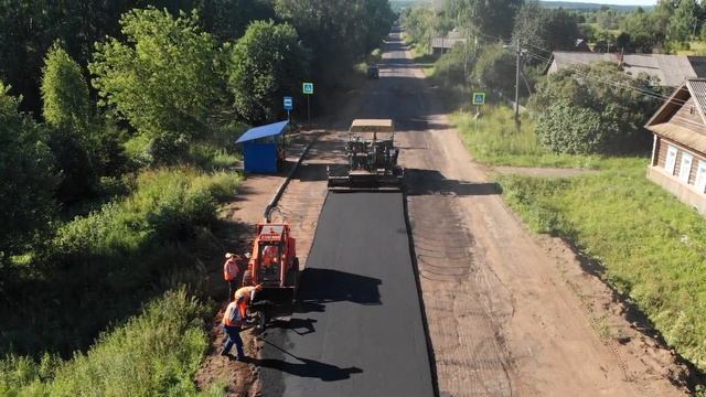 По д Мухачи проложили новый асфальт смотреть онлайн