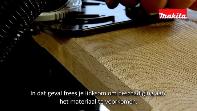 Frees de kanten er vanaf met de kantenfrees in de RT0700C. смотреть онлайн