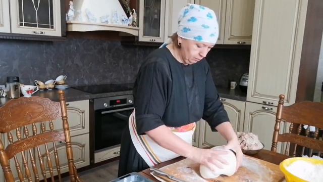 201с.Мамулечка готовит дома. Запас пельменей для семьи. Рецепт. 🥰 10.12. 2023 г. смотреть онлайн