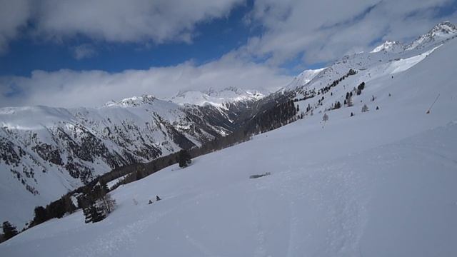 Ischgl, Austria Snow Jumping смотреть онлайн