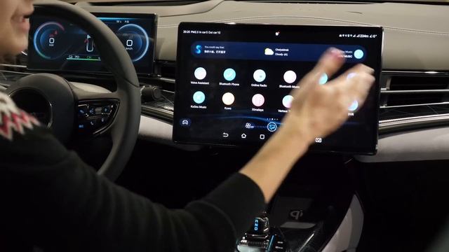 Убийца Tesla Model 3 — БЕШЕНЫЙ BYD Seal с караоке и разгоном 3.8cек / 100 кмч смотреть онлайн