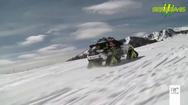 Отжиг на Subaru Impreza WRX STI Ken Block смотреть онлайн