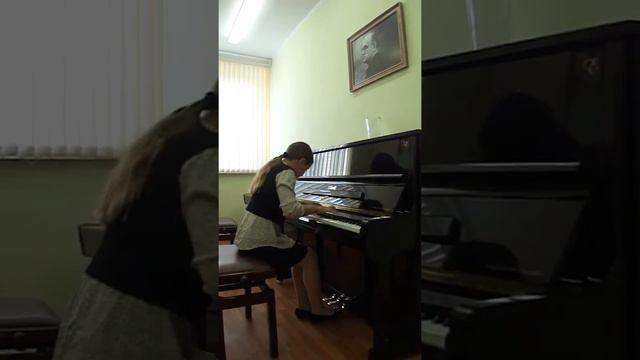 Б.Чайковский "Прелюдия ми мажор" - исп. Плахотник Ольга 4 кл. ДМШ им. Б.Чайковского смотреть онлайн