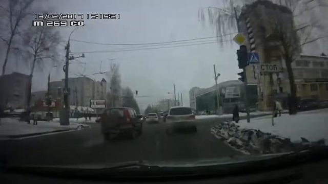 Подрезал и по тормозам смотреть онлайн
