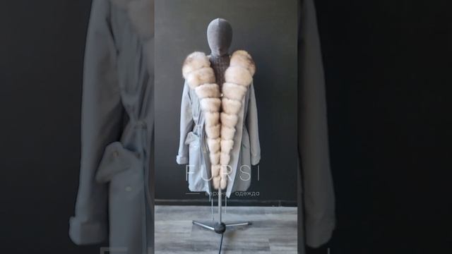 Видеообзор Парка пыльно голубая с мехом песца 90см смотреть онлайн