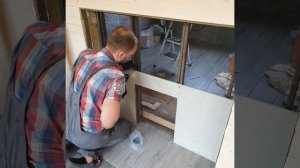 Сборка портала для дровяной печи из металлического профиля и минерита.