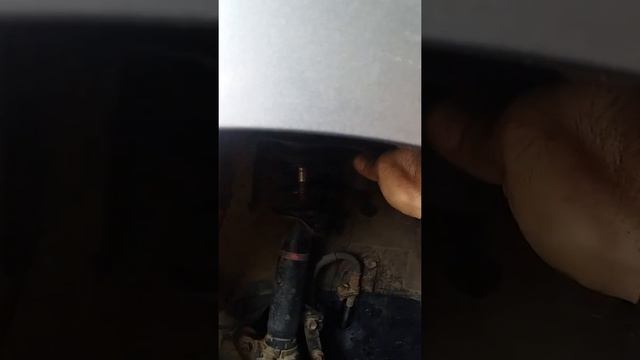 причина скрипа на мазде 6GH