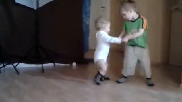 дикие танцы смотреть онлайн