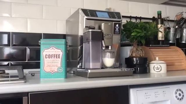 De'Longhi PRIMADONNA ELITE ECAM 650 55 MS #buzzDeLonghi, смотреть онлайн