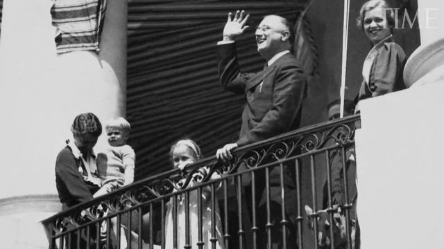 The Myth Of Roosevelt's Wheelchair | TIME смотреть онлайн