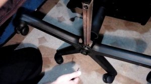 ОТПАЛО КОЛЕСО !!! офисного кресла - РЕМОНТ своими руками