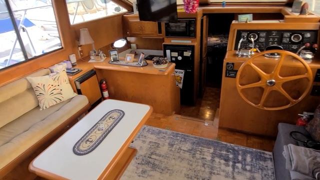 Ocean Alexander, 39 Sundeck, 1991, For Sale, The Perfect "Great Loop" Boat, Twin 300 Cummins Diesel смотреть онлайн