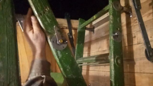 Складная лестница на чердак / Все своими руками смотреть онлайн