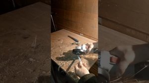 делаем надёжную ручку молотка...