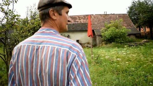 ВИТЯ О ЖИЗНИ В КАРПАТАХ ???ЛЕПИМ ВАРЕНИКИ С ЧЕРНИКОЙ смотреть онлайн