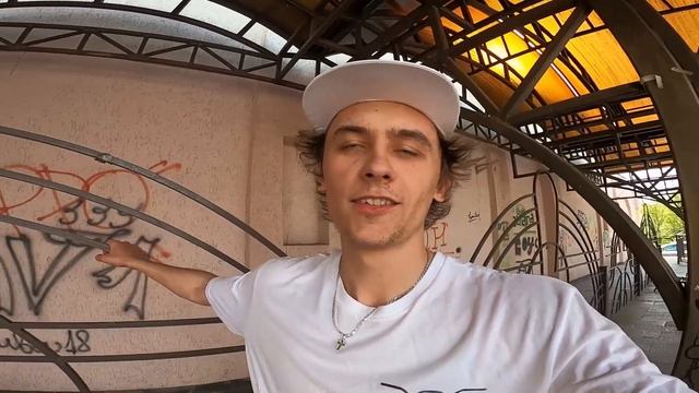 УЧУСЬ ВИП В ДРОП ! НАЧАЛ С ДВУХ СТУПЕНЕЙ ! МОИ ПЕРВЫЕ ФУТБОЛКИ BAR TO BAR ! смотреть онлайн