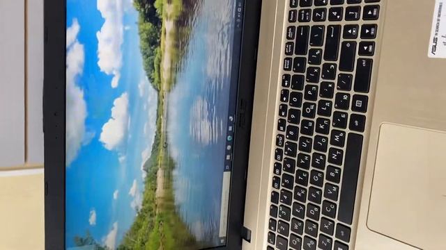 Ноутбук Asus X540S