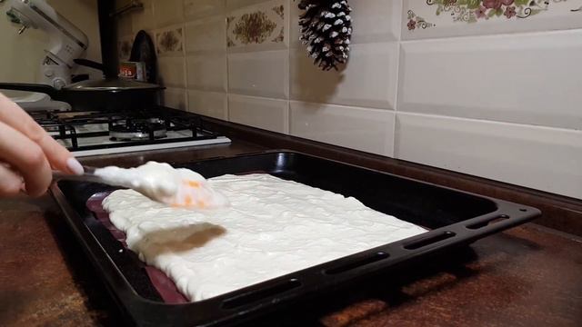 Невероятно вкусный клубничный рулет смотреть онлайн