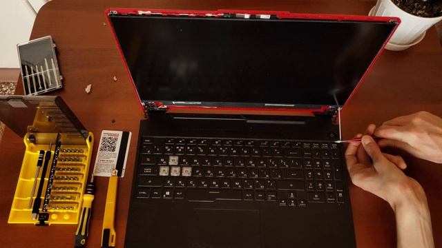 Замена матрицы ноутбука ASUS TUF GAMING A15 + сравнение матриц смотреть онлайн
