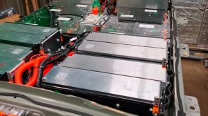 Перепаковка батареи Nissan Leaf на 62 кВт модулями CATL 180 Ач.