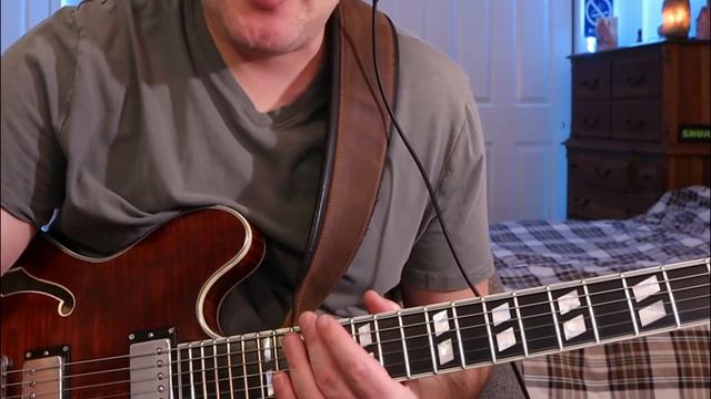 Using The Major Scale and Minor Pentatonic Scale over a 6-2 progression смотреть онлайн