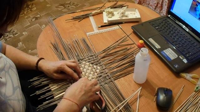 мк крышка с рисунком в виде ромба смотреть онлайн