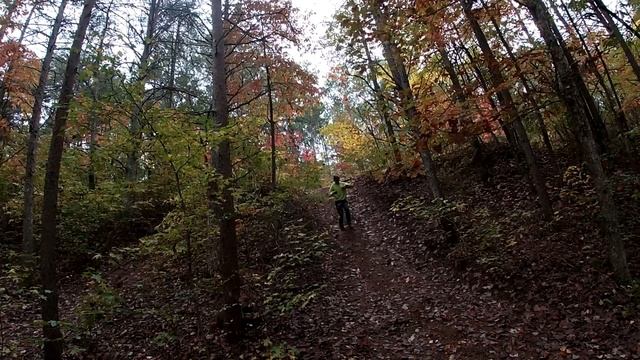 TAKING THE 87' HONDA TRX 250 OUT ON THE TRAILS!!! (Trail Riding, Funny/Fails, and Hill Climbing!!) смотреть онлайн