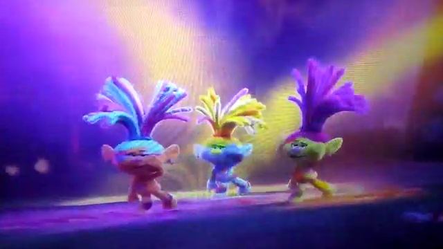 trolls world tour gang K - pop song and trolls reggaeton смотреть онлайн