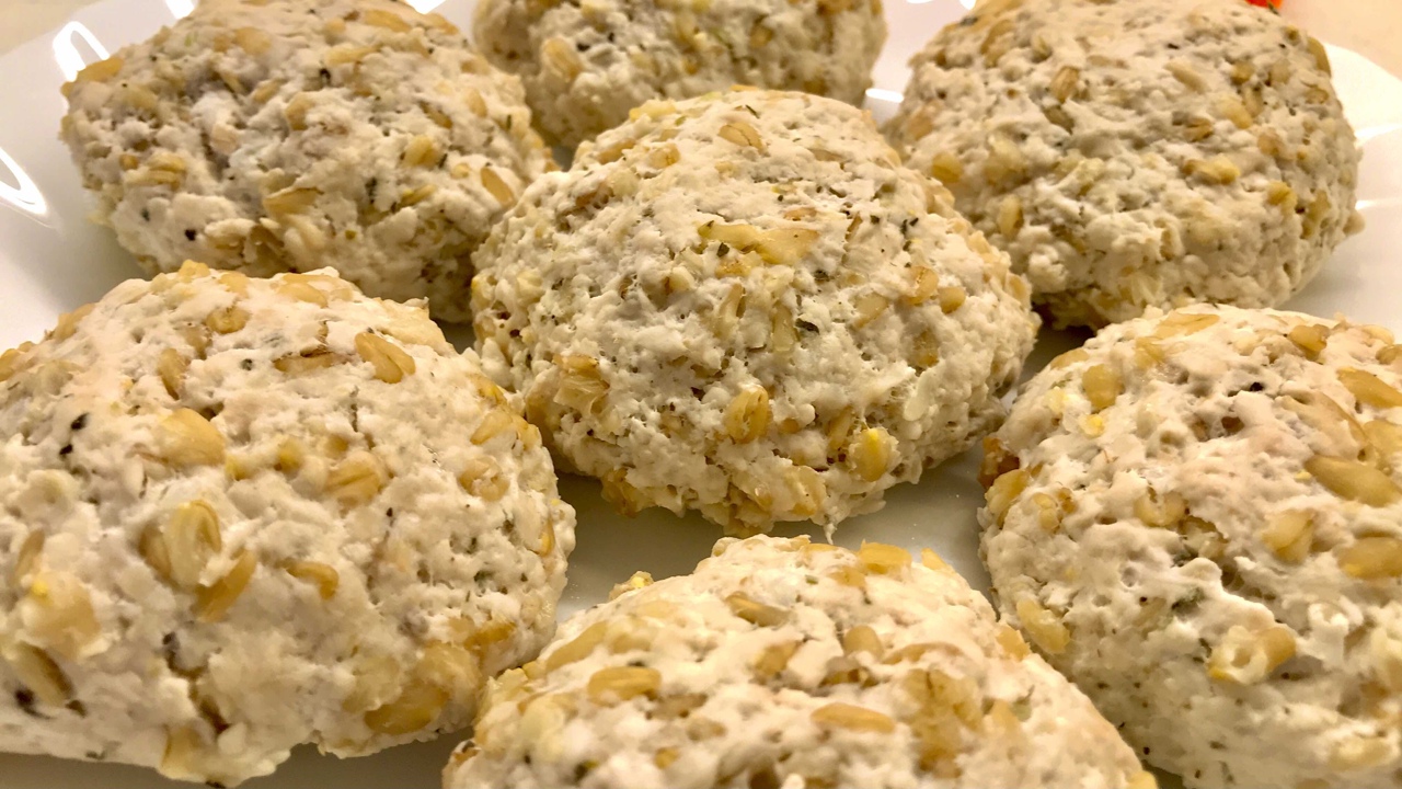 ПРАВИЛЬНЫЙ рецепт КОТЛЕТ для ДЕТЕЙ из индейки на пару! нежные и мягкие котлетки! смотреть онлайн