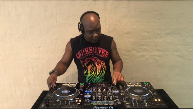 LIVE @motswedingfm7971/22/MAR/2021 смотреть онлайн