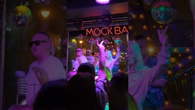 Южный & Яна Valevich - Прочь (AMCHI cover) смотреть онлайн