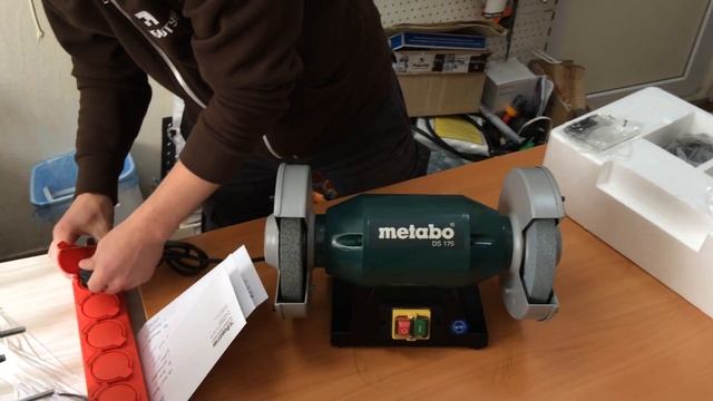 РоботунОбзор: Точило Metabo DS175 смотреть онлайн