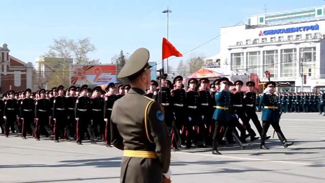 кадеты на параде в Новосибирске смотреть онлайн