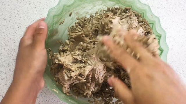 ХЛЕБ С ПОДСОЛНЕЧНЫМИ СЕМЕЧКАМИ НА ЗАКВАСКЕ смотреть онлайн