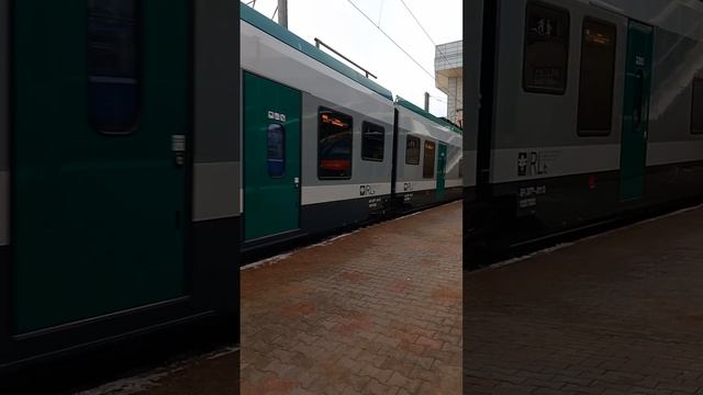 Поезд Эпм 011. Минск - Гомель. Центральный жд вокзал Минск, Беларусь смотреть онлайн