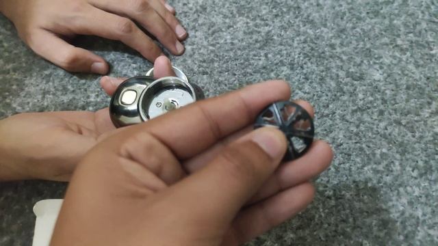 Ye Product Matt Lena.. Totally Fake.. Mini Shaver - Baal tu Saaf nehi hue..Jaib Saaf Ho Gae. 2300?? смотреть онлайн