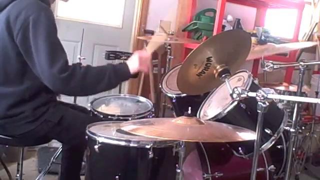 Fat Bottomed Girls - Queen Drums смотреть онлайн