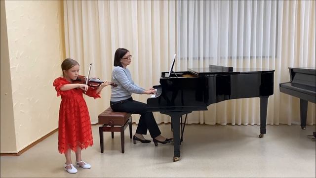 Рунова Елизавета, 9 лет, скрипка смотреть онлайн
