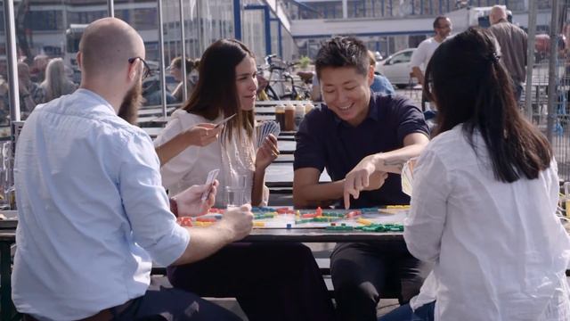 Ticket to Ride with Max | Max travels from Frankfurt to Copenhagen! (with subtitles) смотреть онлайн