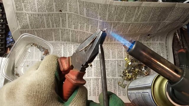# как извлечь серебряные контакты смотреть онлайн