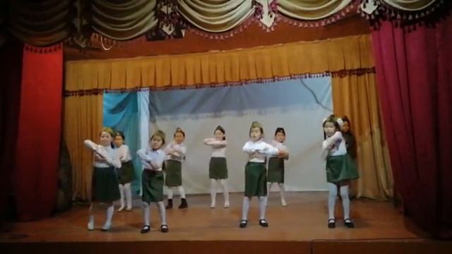 Танец "Катюша" 2 В класс, МБОУ "Улаганская НОШ", Республика Алтай смотреть онлайн