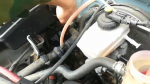 Стравливаем воздух из системы охлаждения logan