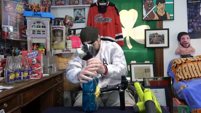 Chugging The World's Most Sour Soda Using A Leaf Blower | L.A. BEAST смотреть онлайн